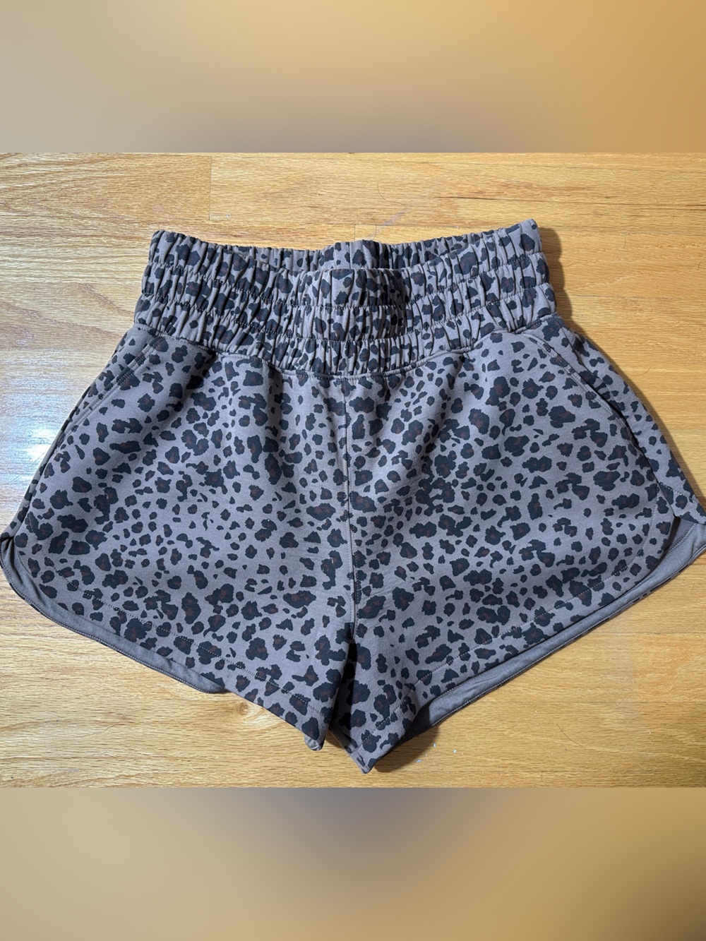Abercrombie & Fitch YPB Women’s Leopard Print Thick Elastic Waist Shorts